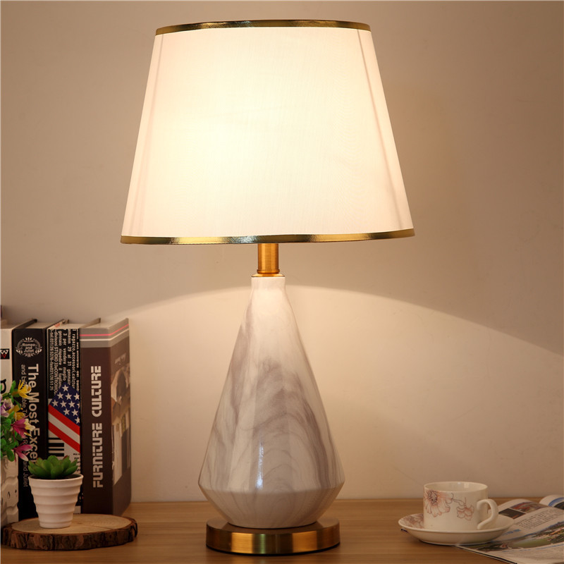 Luminária de mesa para sala de - Desk Lamp avaliação e preço