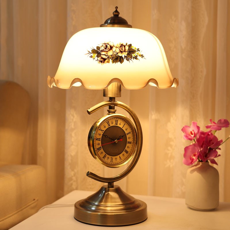 Luminária de mesa com design m - Desk Lamp avaliação e preço